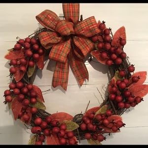 Holiday wreath